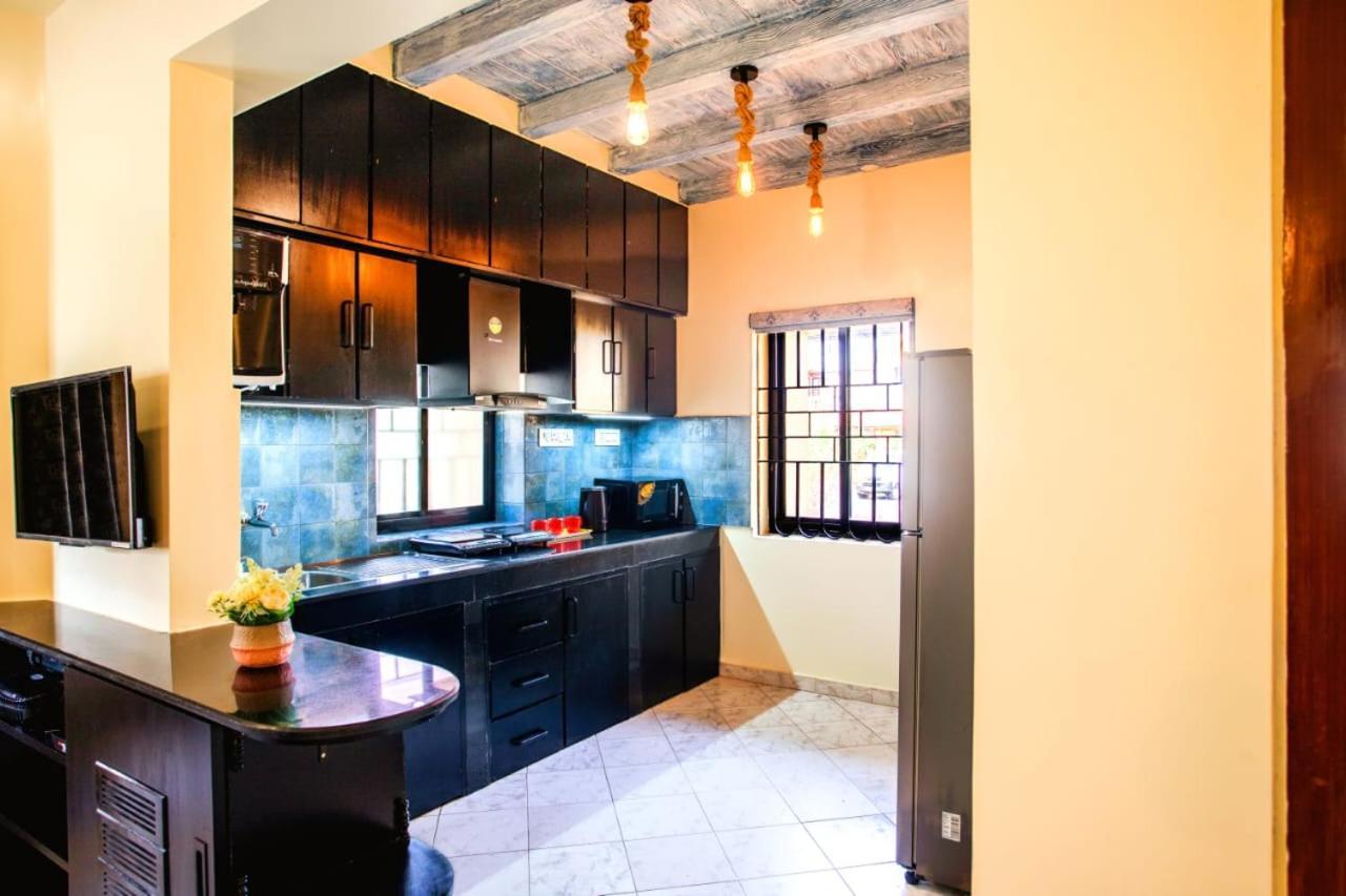 'Golden Sea Pearl' 1 Bhk Beach Apartment ベナウリム エクステリア 写真