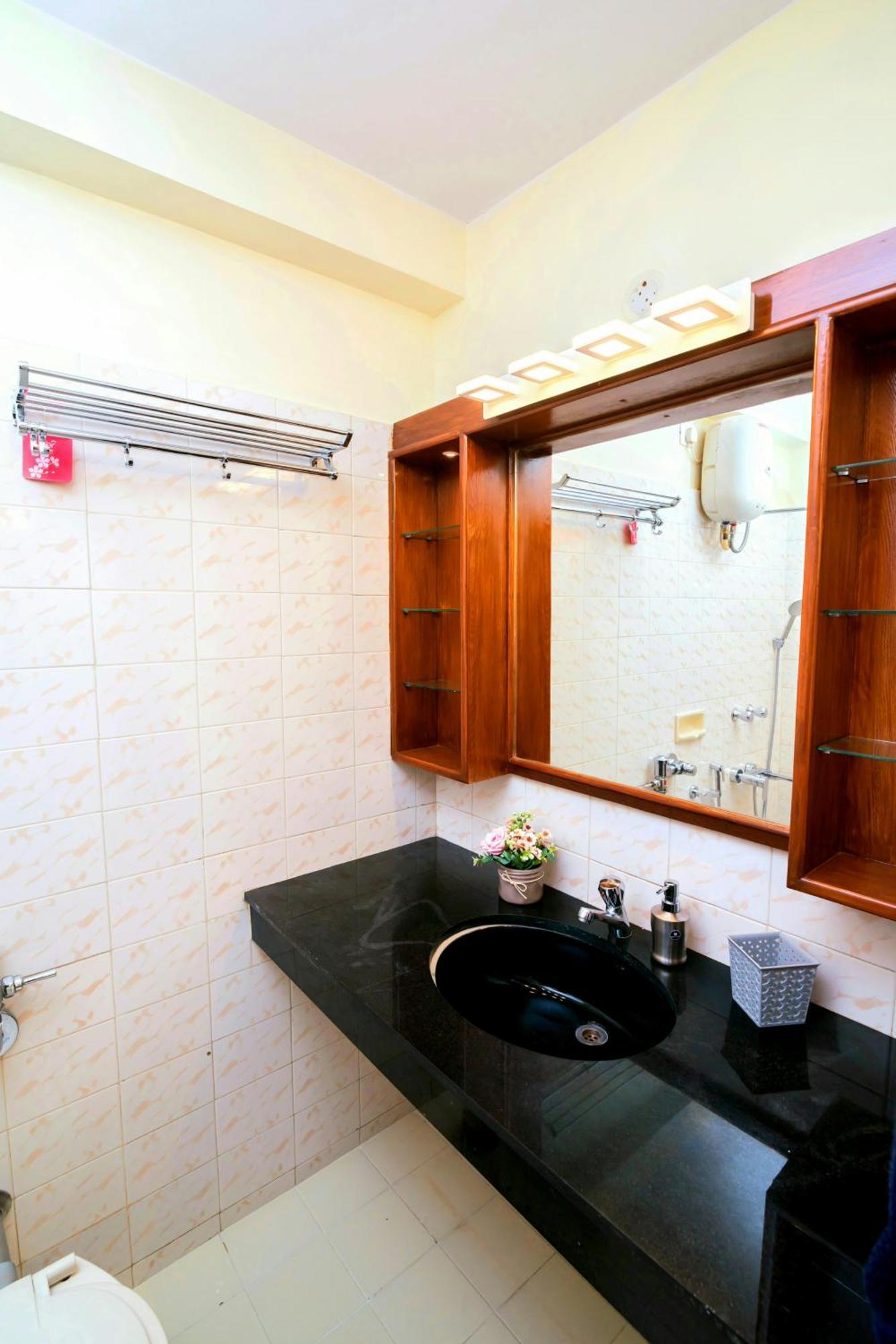 'Golden Sea Pearl' 1 Bhk Beach Apartment ベナウリム エクステリア 写真